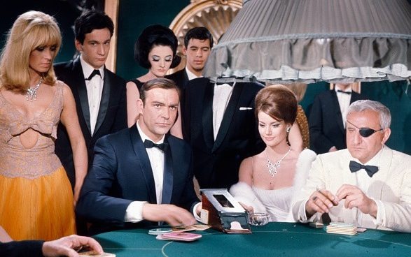 Bao giờ được chiêm ngưỡng chàng James Bond mới? - Ảnh 3.